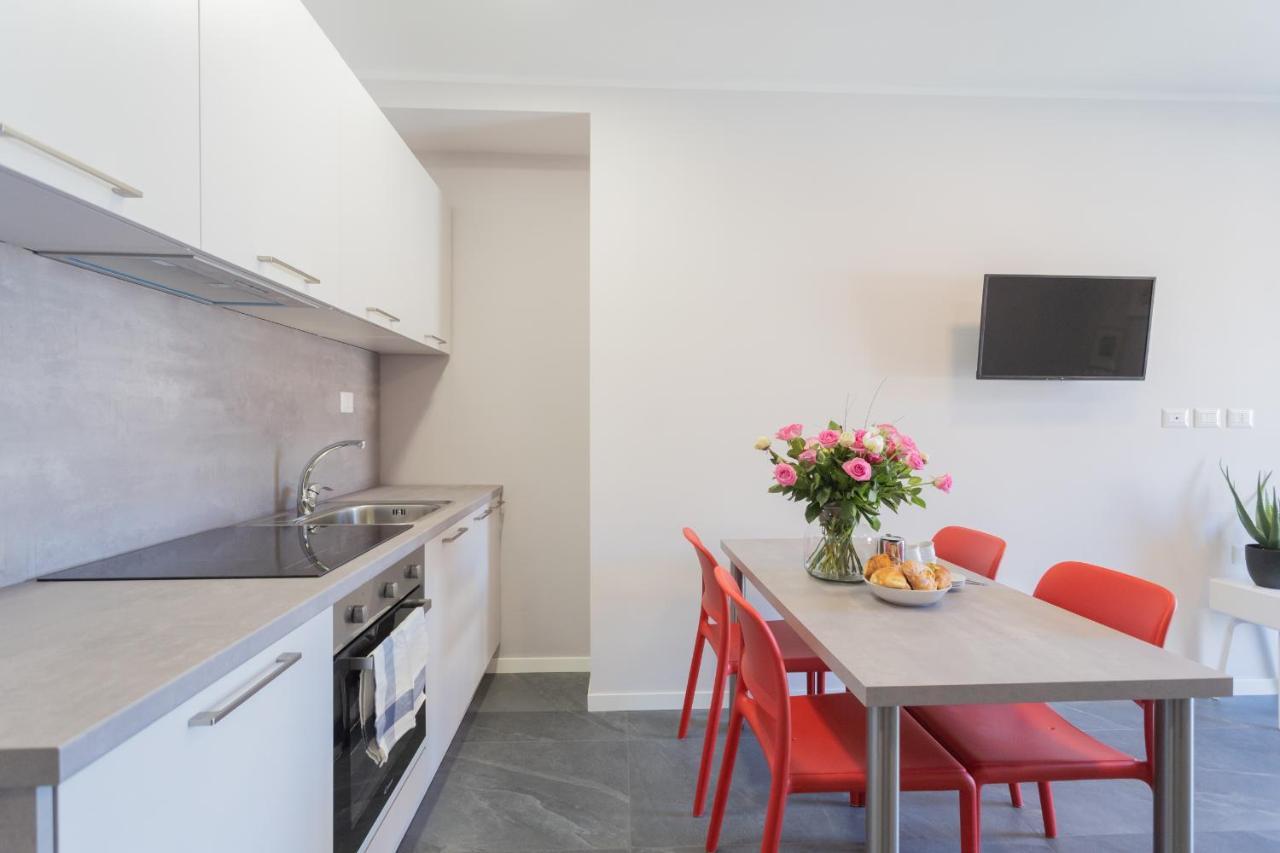 Sant'Agostino Apartments By Rent All Como Dış mekan fotoğraf