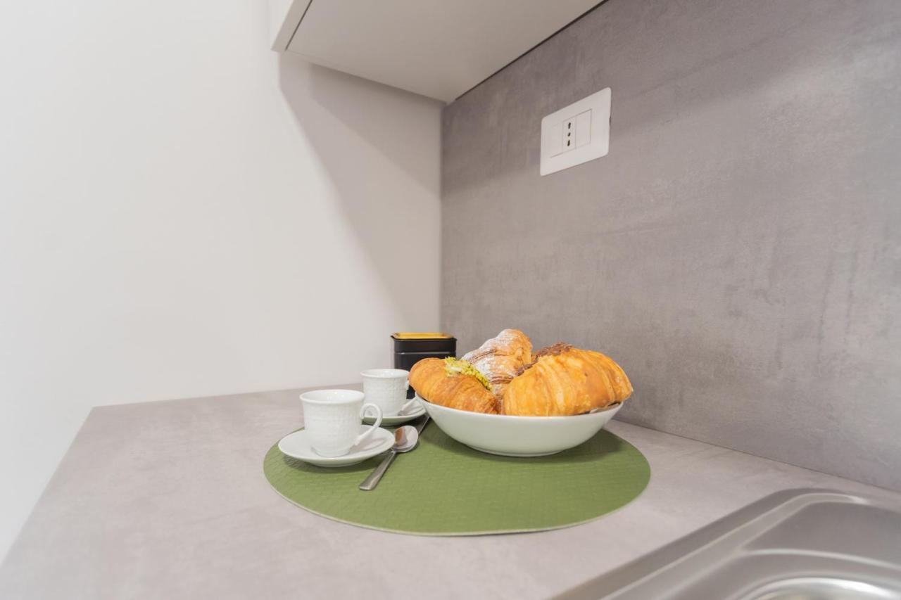 Sant'Agostino Apartments By Rent All Como Dış mekan fotoğraf