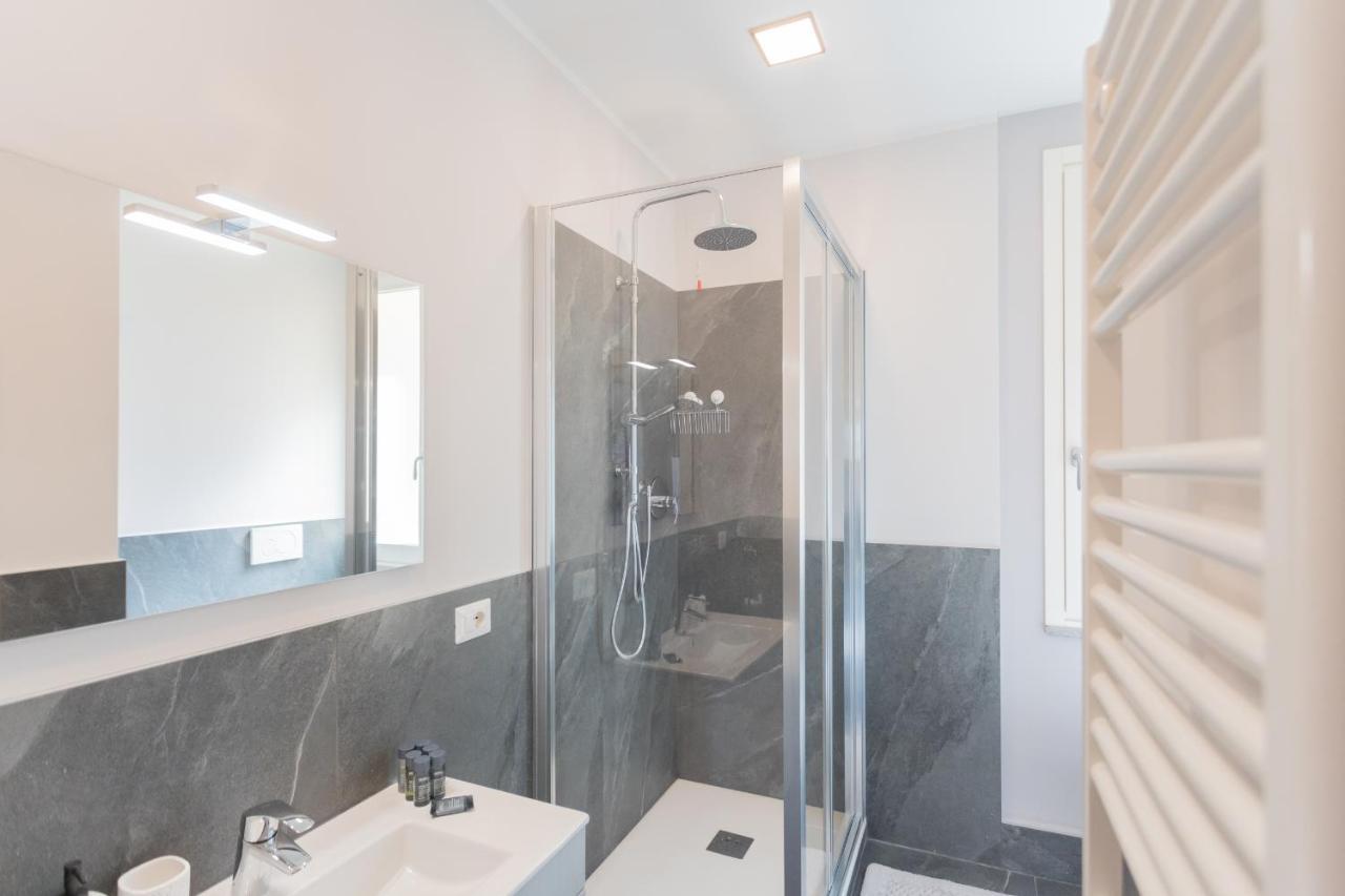 Sant'Agostino Apartments By Rent All Como Dış mekan fotoğraf