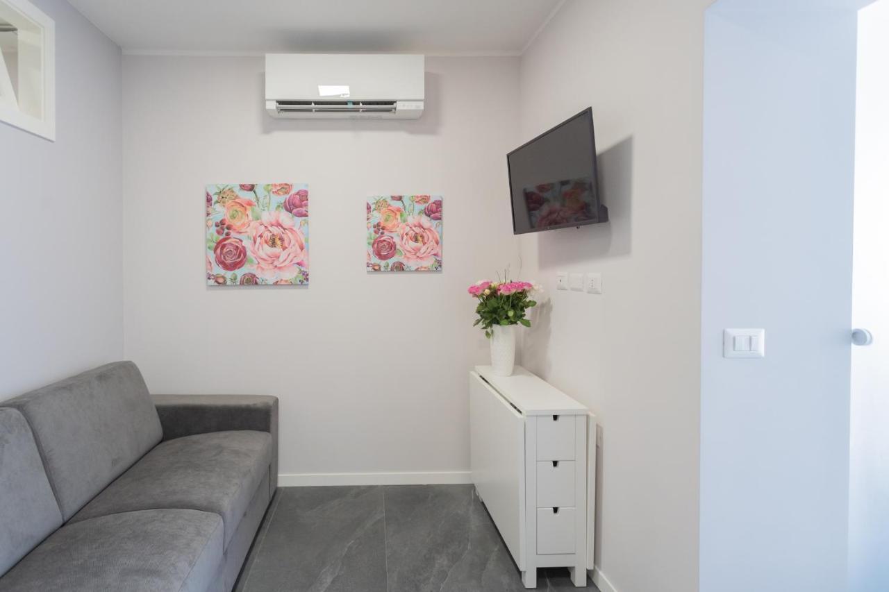 Sant'Agostino Apartments By Rent All Como Dış mekan fotoğraf